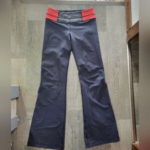 LULULEMON Size 6 Tall, Flare Pants, Inseam 31, Rise 8, Fair Condition